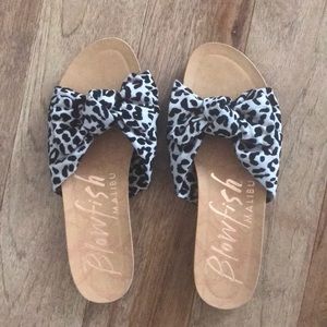 Blowfish Malibu Leopard Bow Slide-on Sandals